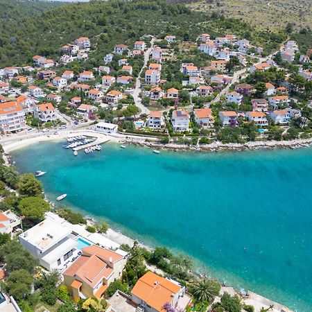 Villa Roma Sauna And Hydrotherapy Pool Trogir Exterior photo